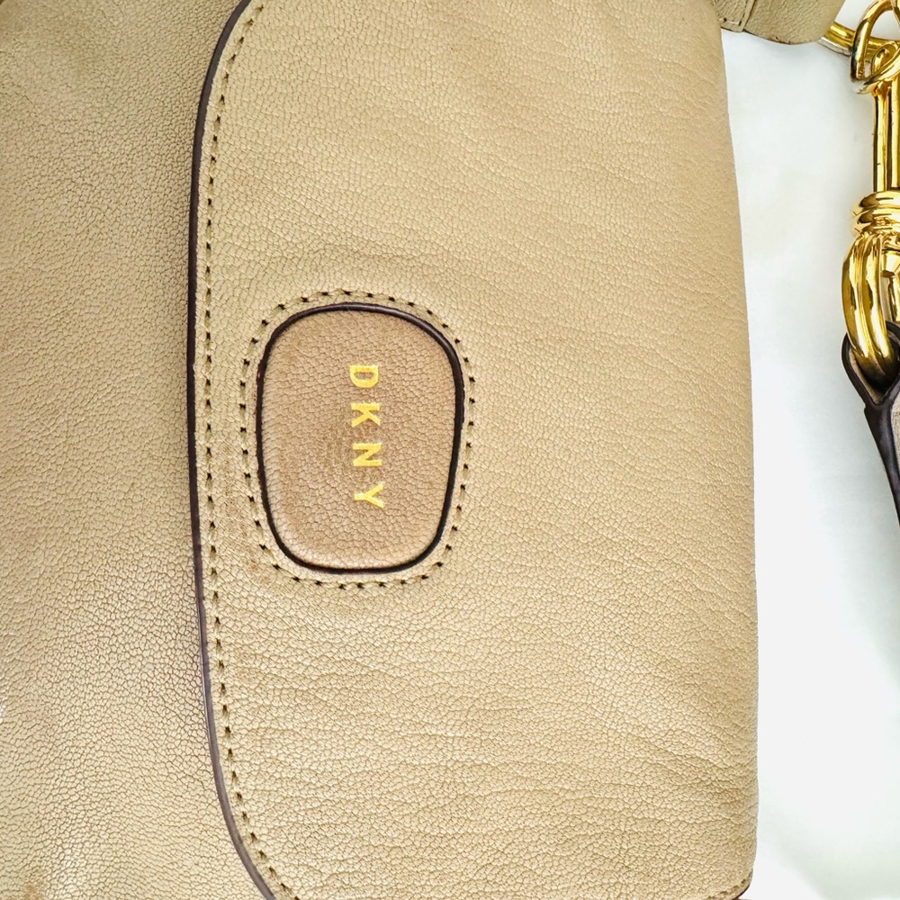 DKNY Beige Crossbody Bag with Gold Accents - Picture 5 of 16